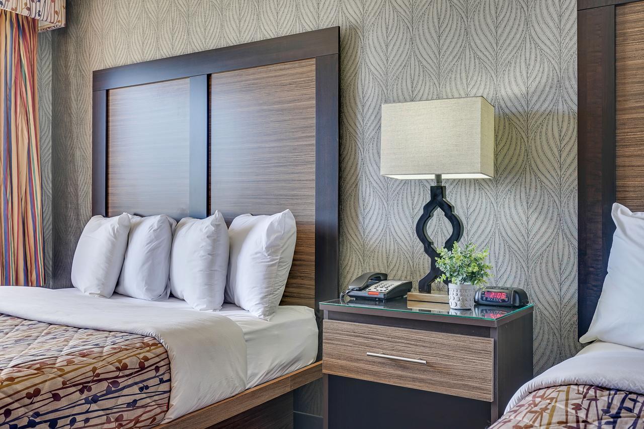 Blue Creek Inn Waretown Экстерьер фото