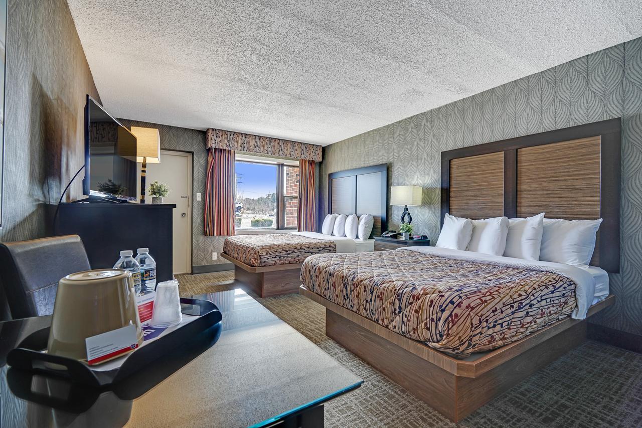 Blue Creek Inn Waretown Экстерьер фото